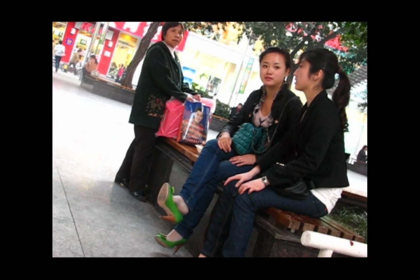 streetsnapdangl[00 00 43][20181128 232505 3]